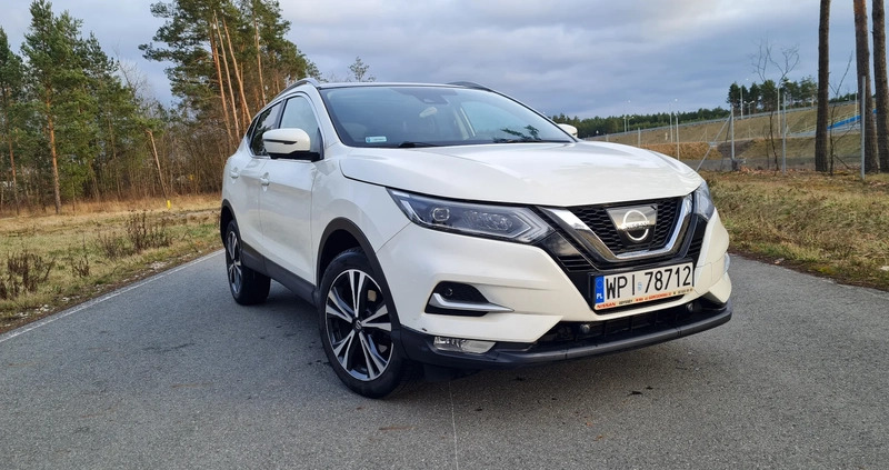 Nissan Qashqai cena 66500 przebieg: 141000, rok produkcji 2017 z Rzeszów małe 56